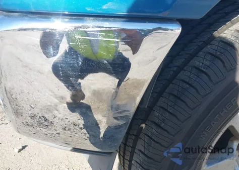 2005 Nissan Frontier Nismo Off Road from USA, damaged, VIN 1N6AD06WX5C459477